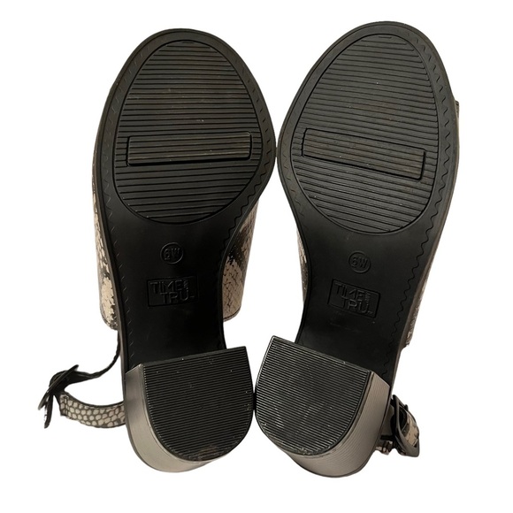 Time and True Faux snakeskin Peep Toe Chunky Heel Shoes. Size 6W NWOT - Picture 7 of 7